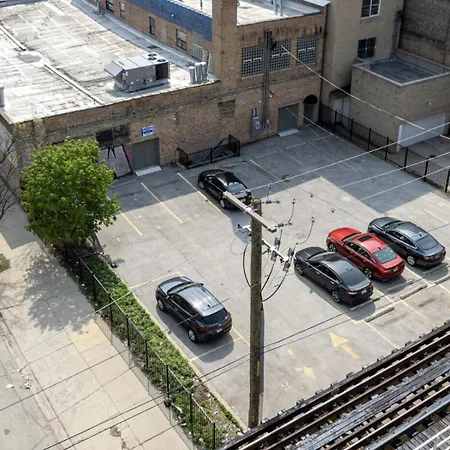 Stylish 3Br Suite Near Soldier Field And Mccormick Place
